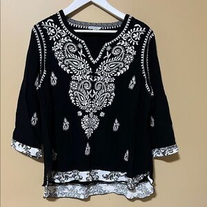 John Mark Black and White Embroidered Tunic. 1X.